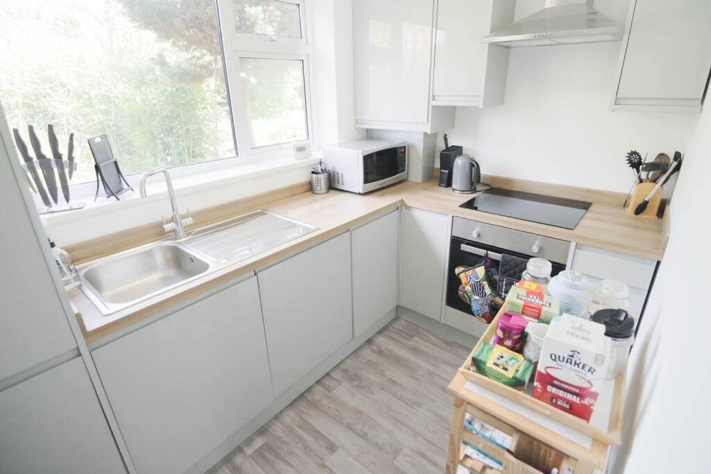 Secluded Central 2 Bed Flat Stratford-upon-Avon Kültér fotó