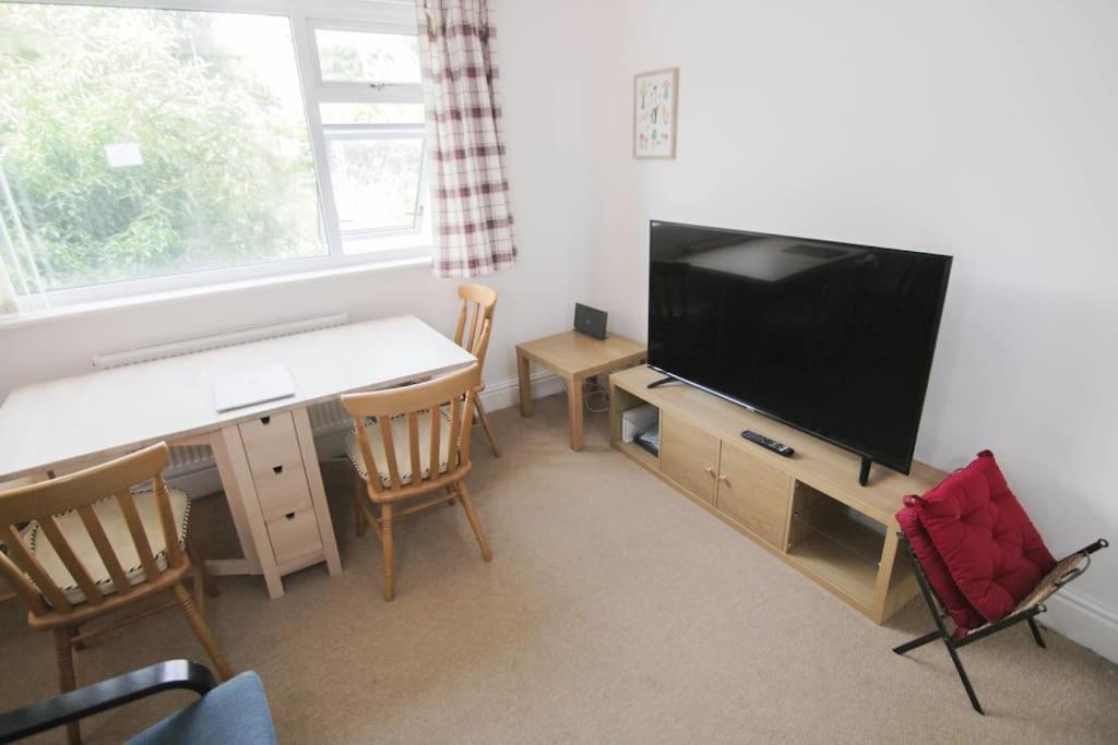 Secluded Central 2 Bed Flat Stratford-upon-Avon Kültér fotó